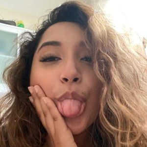 Meet your Posher, Sheila